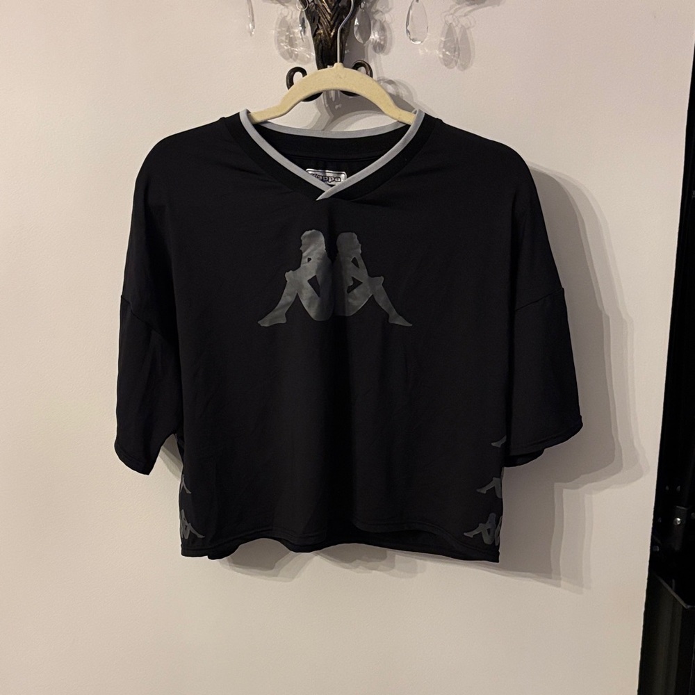Kappa Black Cropped Logo Jersey with Gray Trim